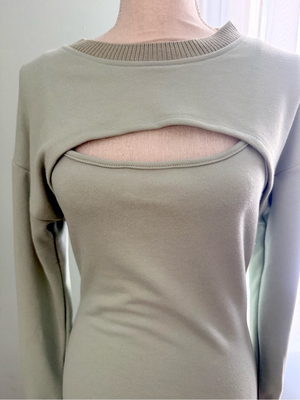 π Le Lis 2 Piece Light Green Tank Dress with Long Sleeve Crop Top / Small / NWT! - Picture 3 of 7